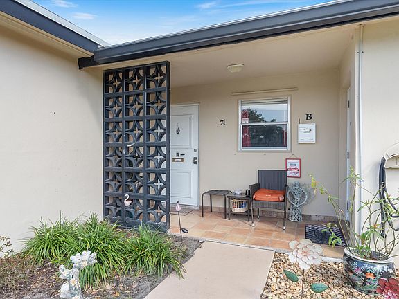 2nd image of 1022 Circle Drive #A