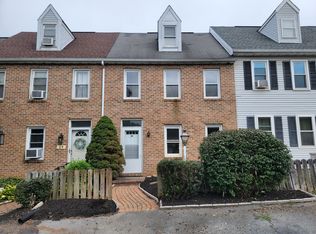 31 Hilldale Dr, Ephrata, PA 17522