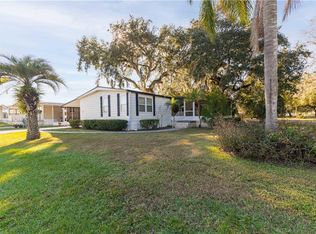 5447 Amanda St, Zephyrhills, FL 33542