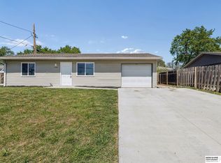1534 Burnham St, Lincoln, NE 68502