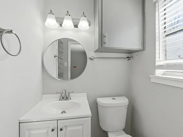 2721 Ash Park Dr — Photo 30