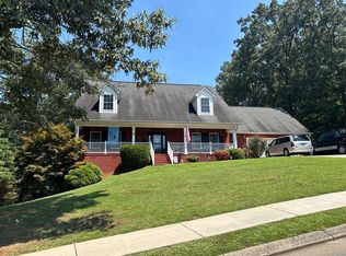 331 Maple Crest Cir NW, Charleston, TN 37310
