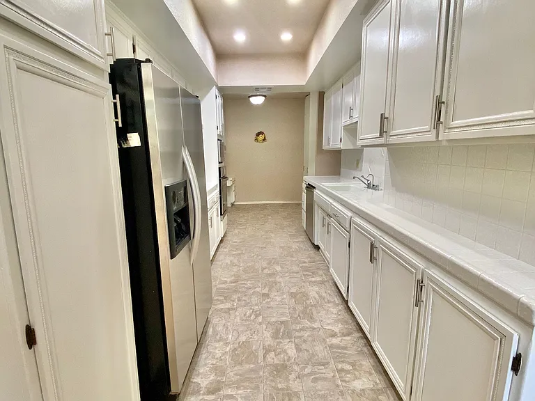 10671 Holman Ave #107 — Photo 7