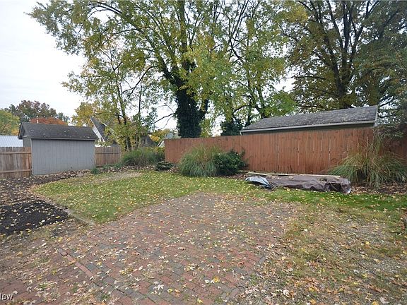 4th image of 1650 Goodyear Blvd