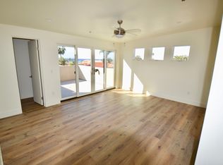 7427 Olivetas Ave, La Jolla, CA 92037
