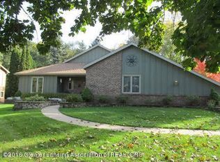4466 Comanche Dr, Okemos, MI 48864