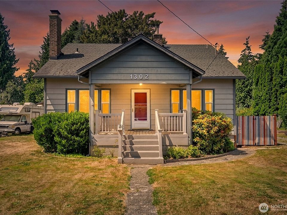 1st image of 1302 E Victor Street