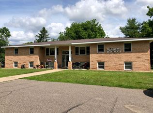 1590 Spring St APT 2, Hastings, MN 55033
