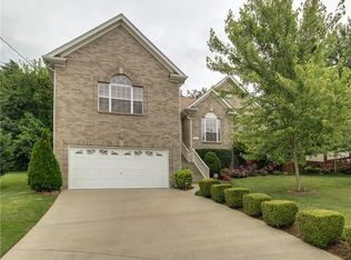 804 Hallstone Ct, Hermitage, TN 37076