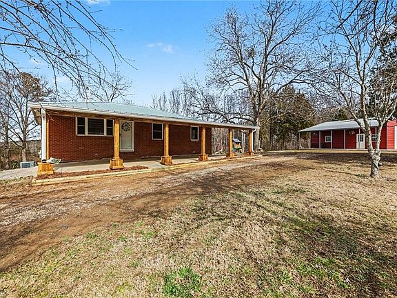 5th image of 3216 Flat Swamp Rd