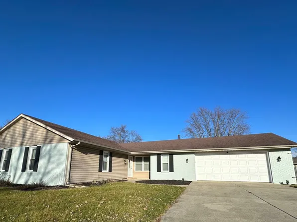 8210 N Seneca Dr, Muncie, IN 47303