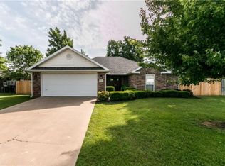 721 Almoo St, Lowell, AR 72745