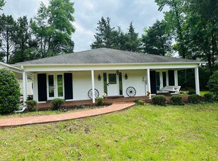 11883 E Holmes Rd #B, Collierville, TN 38017