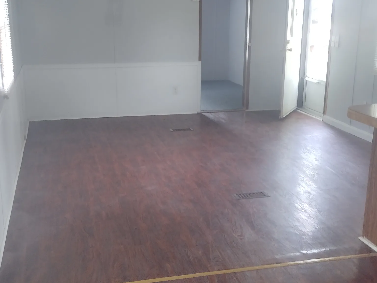 2 bed, 800 sqft, $950 — Photo 2