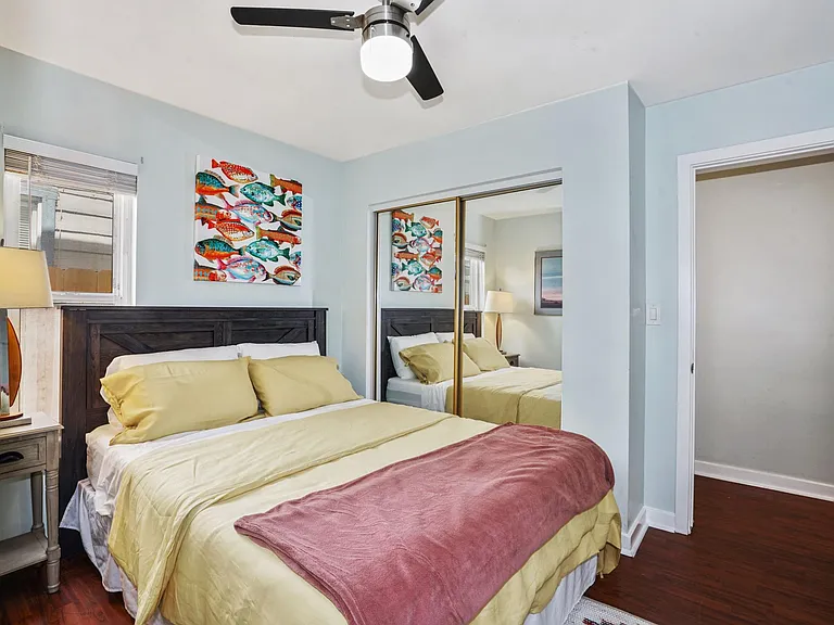 815 El Carmel Pl — Photo 17
