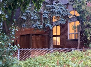 28 Festival Dr, Toronto, ON M2R3V1