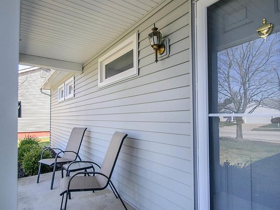 2nd image of 1670 Northbrook Dr