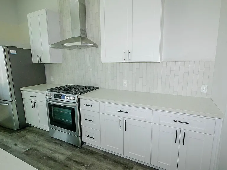 5535-5539 Potomac St — Photo 14