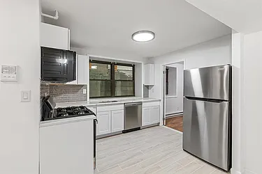 427 Kennedy Boulevard, #BA1