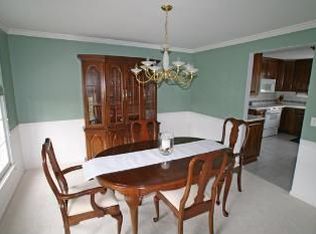 120 Brandywine Ln, Rochester, NY 14618