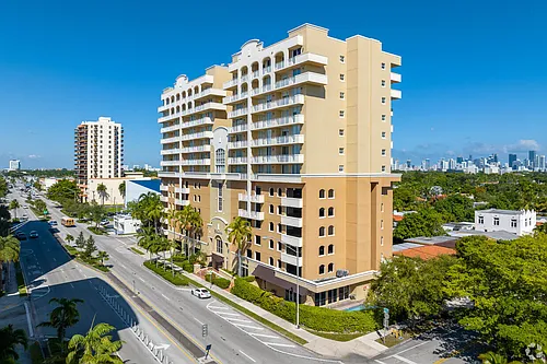 2425 SW 27th Ave #1044 Photo 1