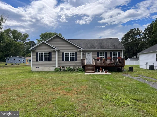 657 Lakeview Dr, Colonial Beach, VA 22443