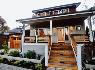 2817 NW 74th St, Seattle, WA 98117