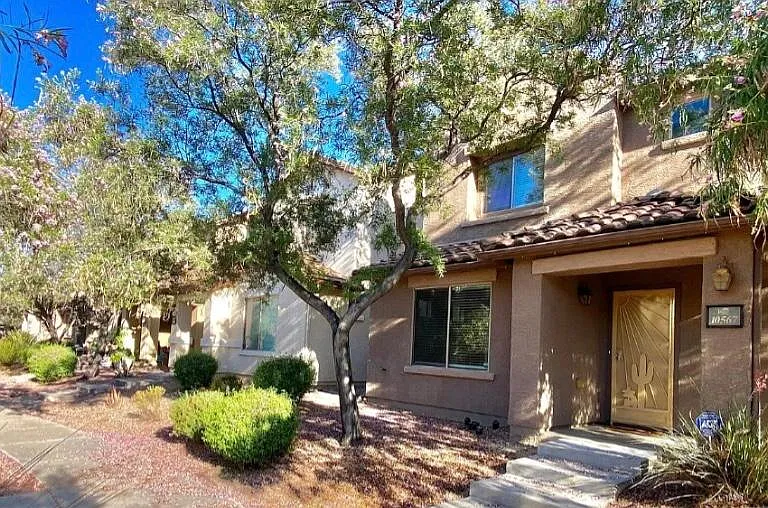 10567 E Pleasant Pasture Dr — Photo 1