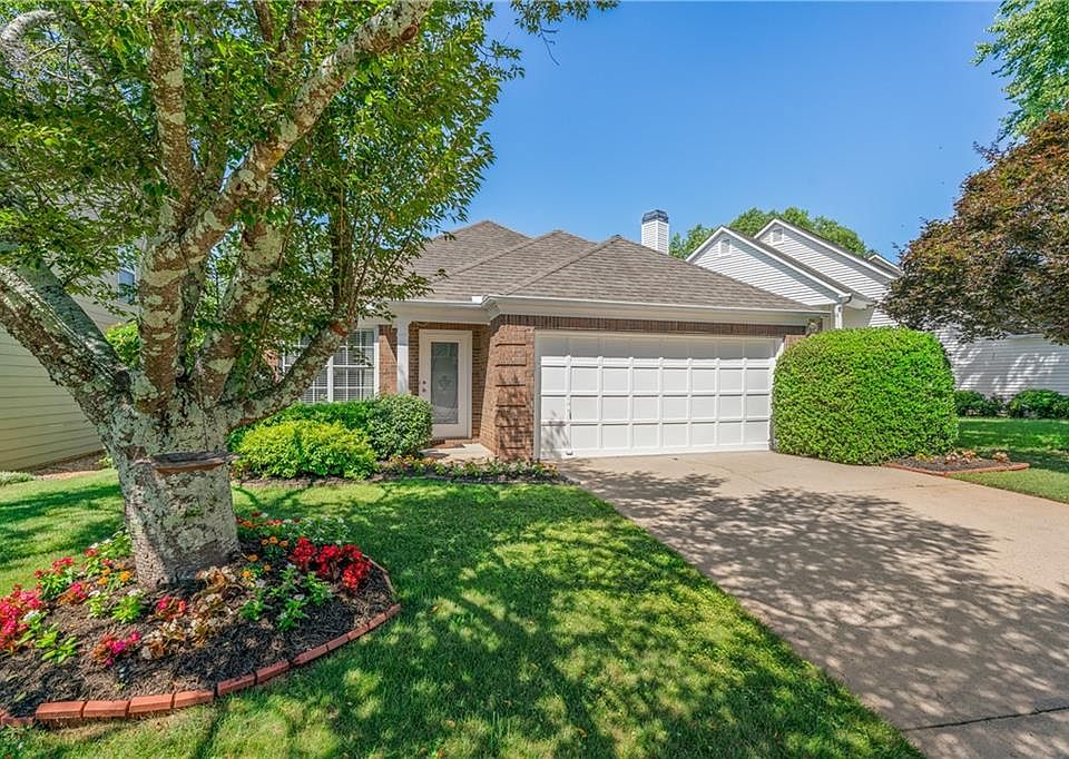 1st image of 2120 Ashton Dr