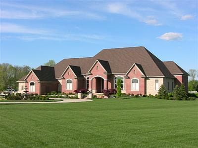 1st image of 4292 Willow Creek Cir