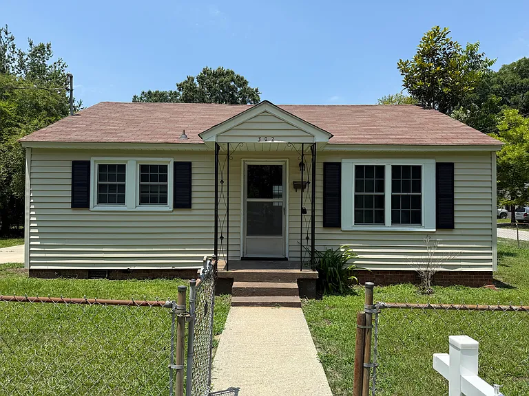 302 S Johnson St — Photo 10