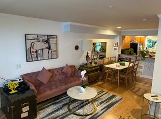 206 24th Ave E, Seattle, WA 98112