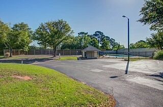 5th image of 6211 Rolling Fork Rd APT E