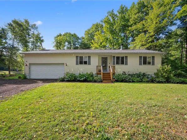 10435 Cedar Rd, Chesterland, OH 44026