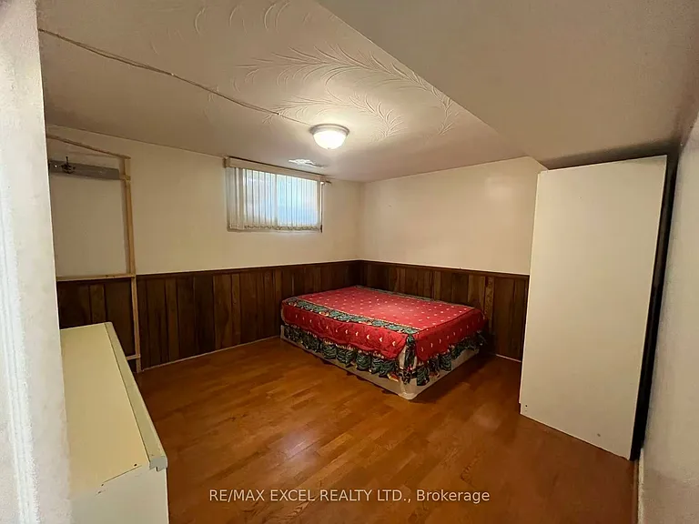 292 Huntsmill Blvd #BASEMENT — Photo 7