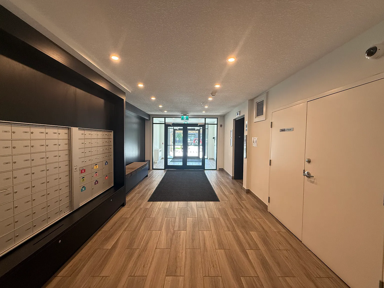 200 Seton Cir SE — Photo 2