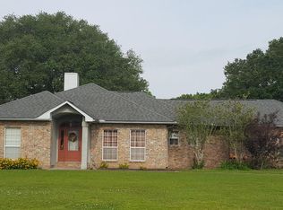200 Clooney Rd, Carencro, LA 70520