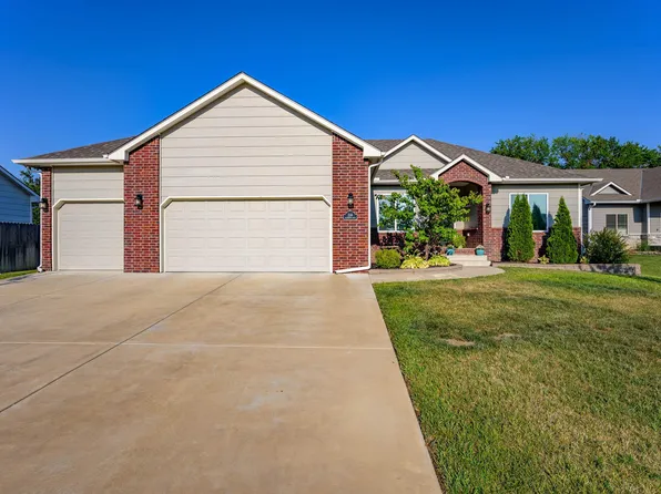 2114 S Cranbrook St, Wichita, KS 67207