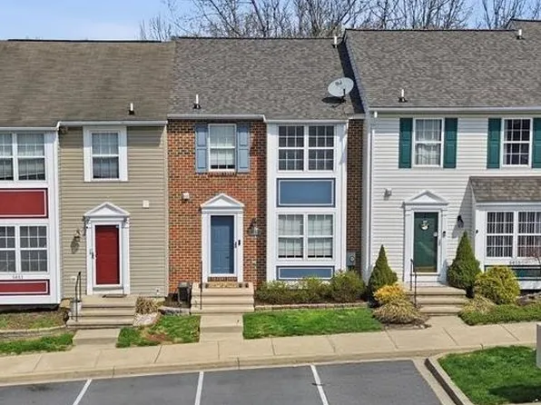 5653 Tessie Ct, New Market, MD 21774