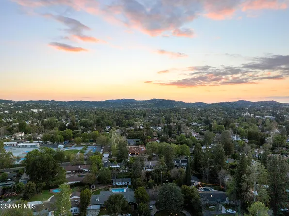 23310 Aetna St, Woodland Hills, CA 91367