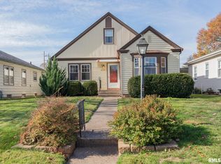 2629 8th St, Moline, IL 61265