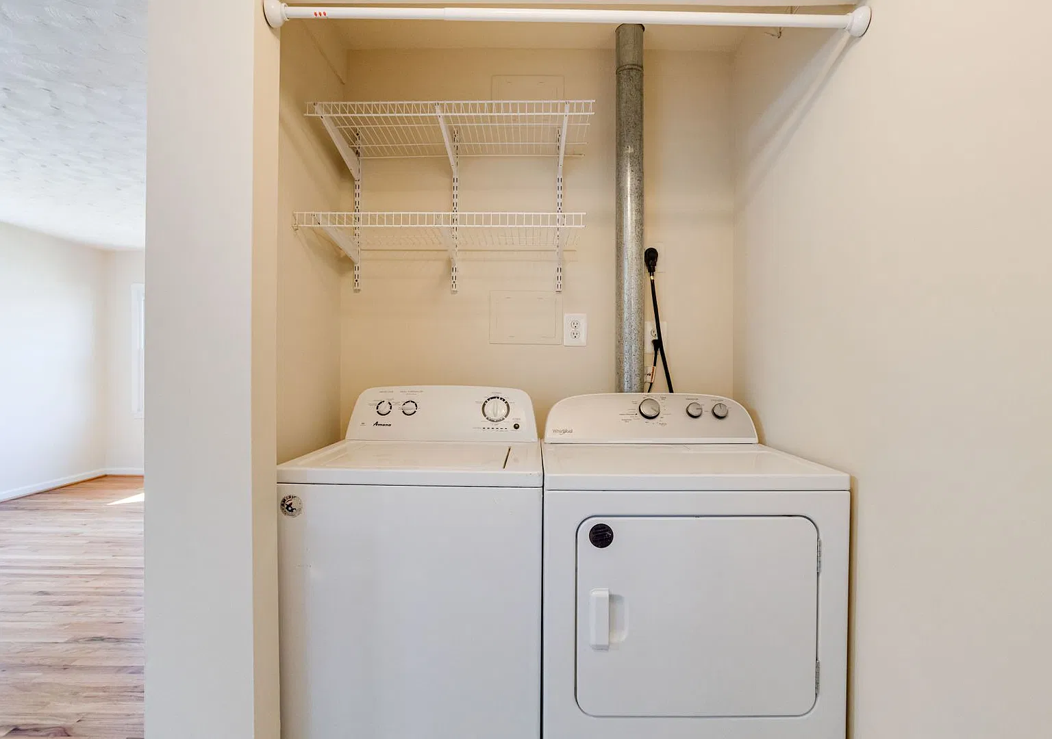 Odenton Rental — Photo 2