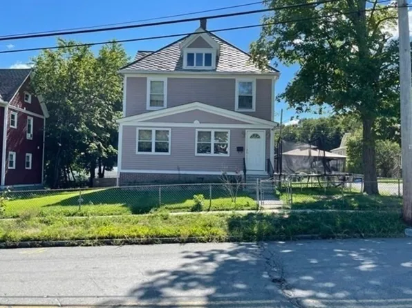246 W Franklin St, Holyoke, MA 01040