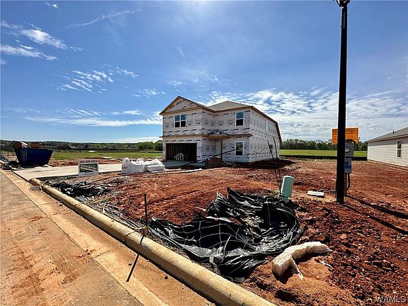 4th image of 2601 Halo Ln