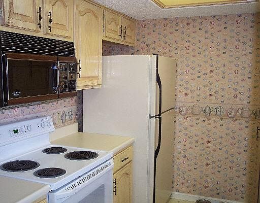 2nd image of 11843 BRAESVIEW #316