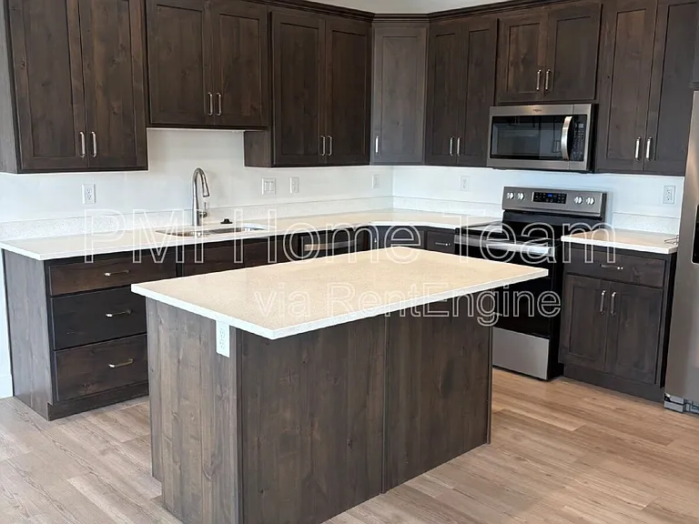 618 W Cozy Ln — Photo 24