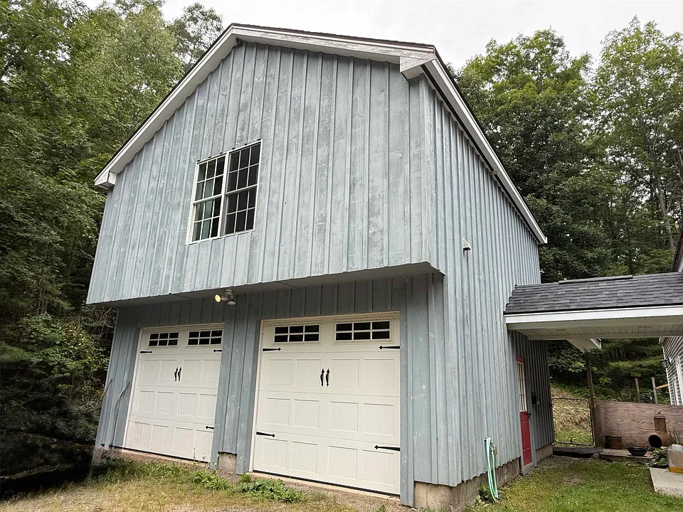 93 Brentwood Rd