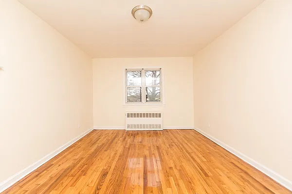 Sold by Keystone Realty USA Corp | media 10