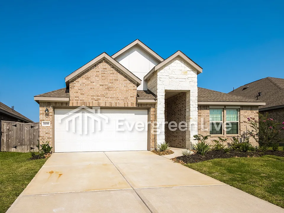 19088 Sonora Chase Dr