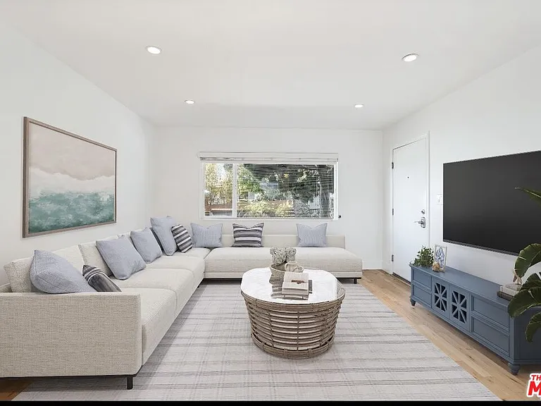119 Paloma Ave #A — Photo 6